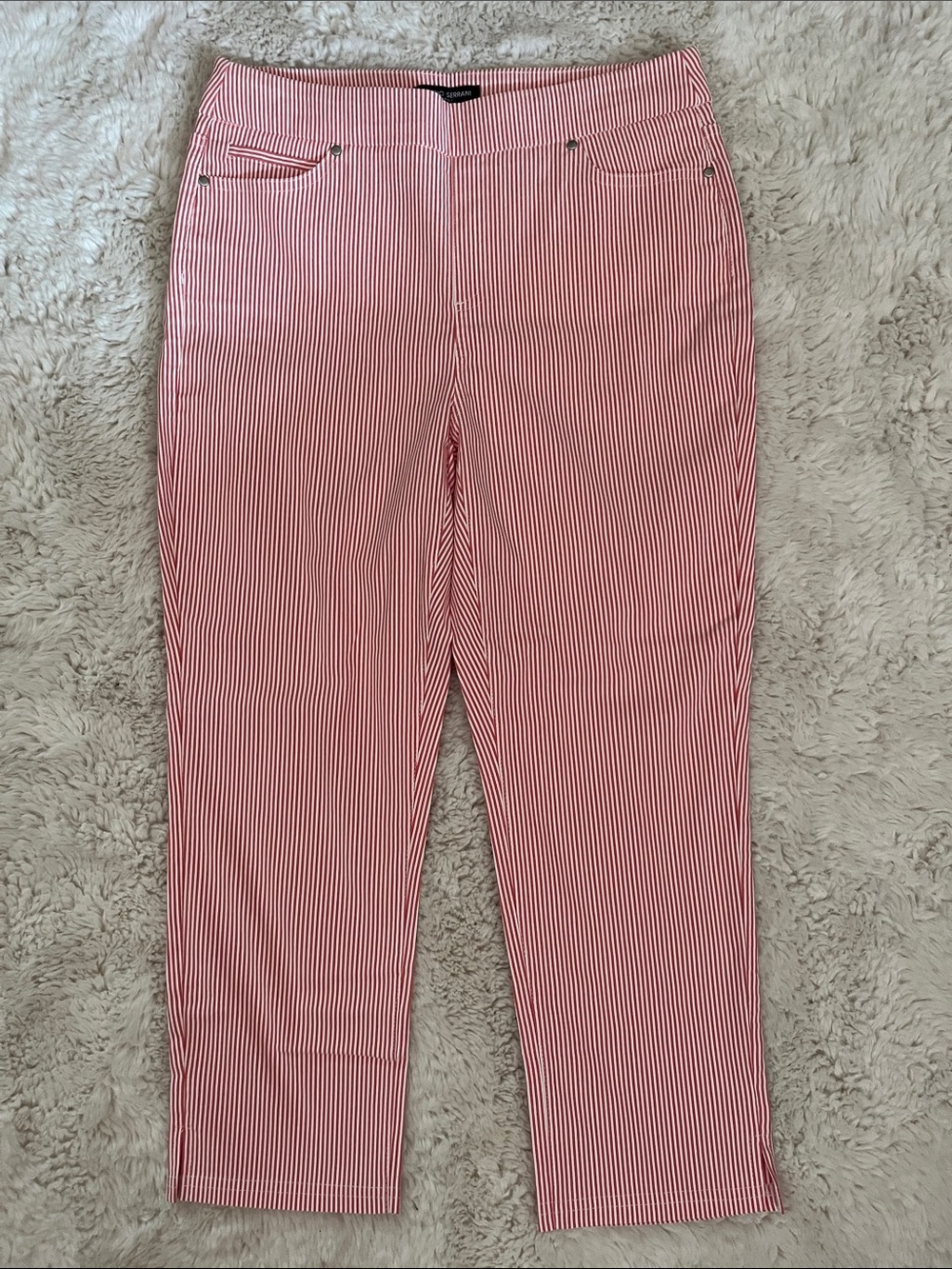 Womenโs Lightweight Pants-Medium